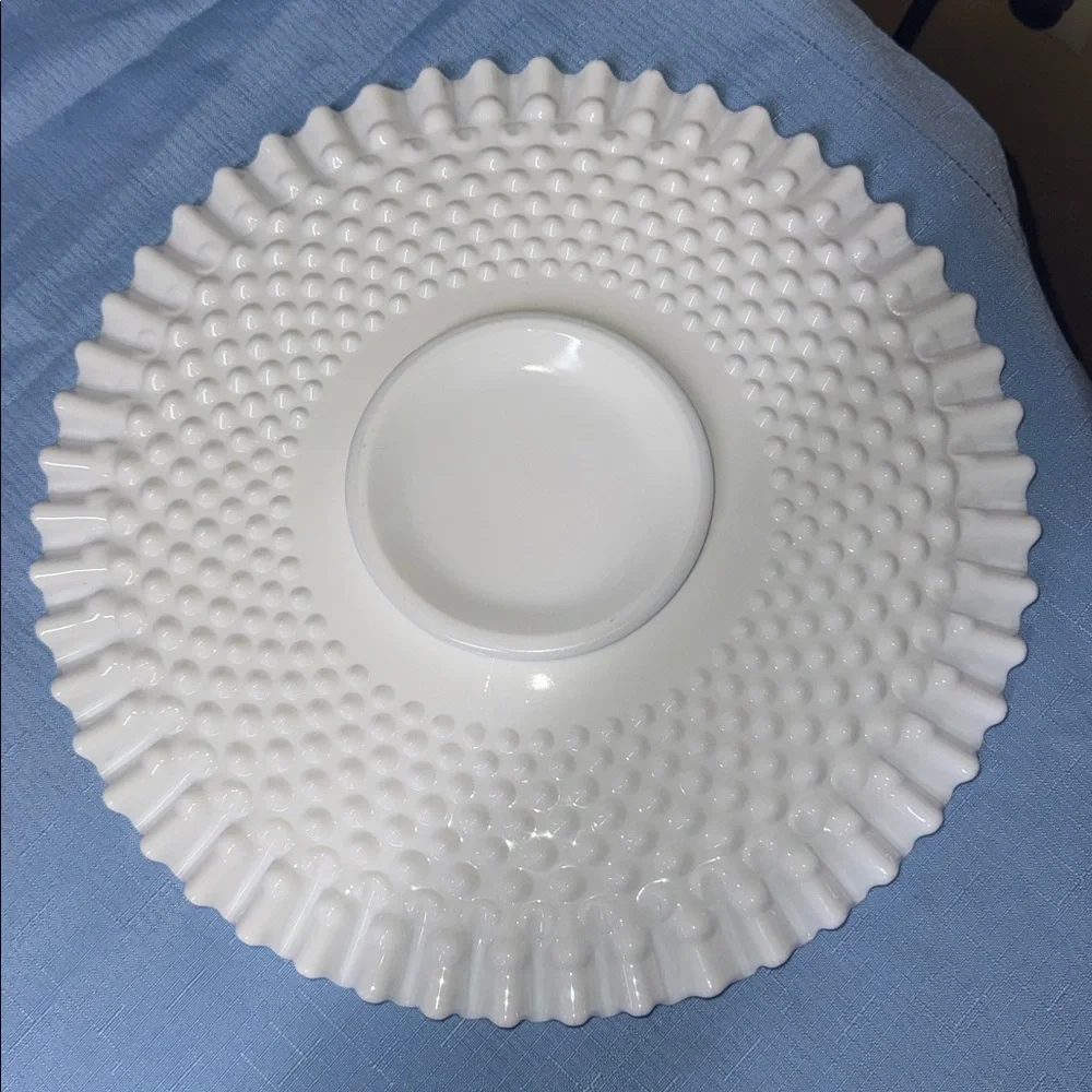 Fenton Ruffled Edge Hobnail Milk Glass Low Footed Cake Plate 13.5” diameter - Picture 3 of 5